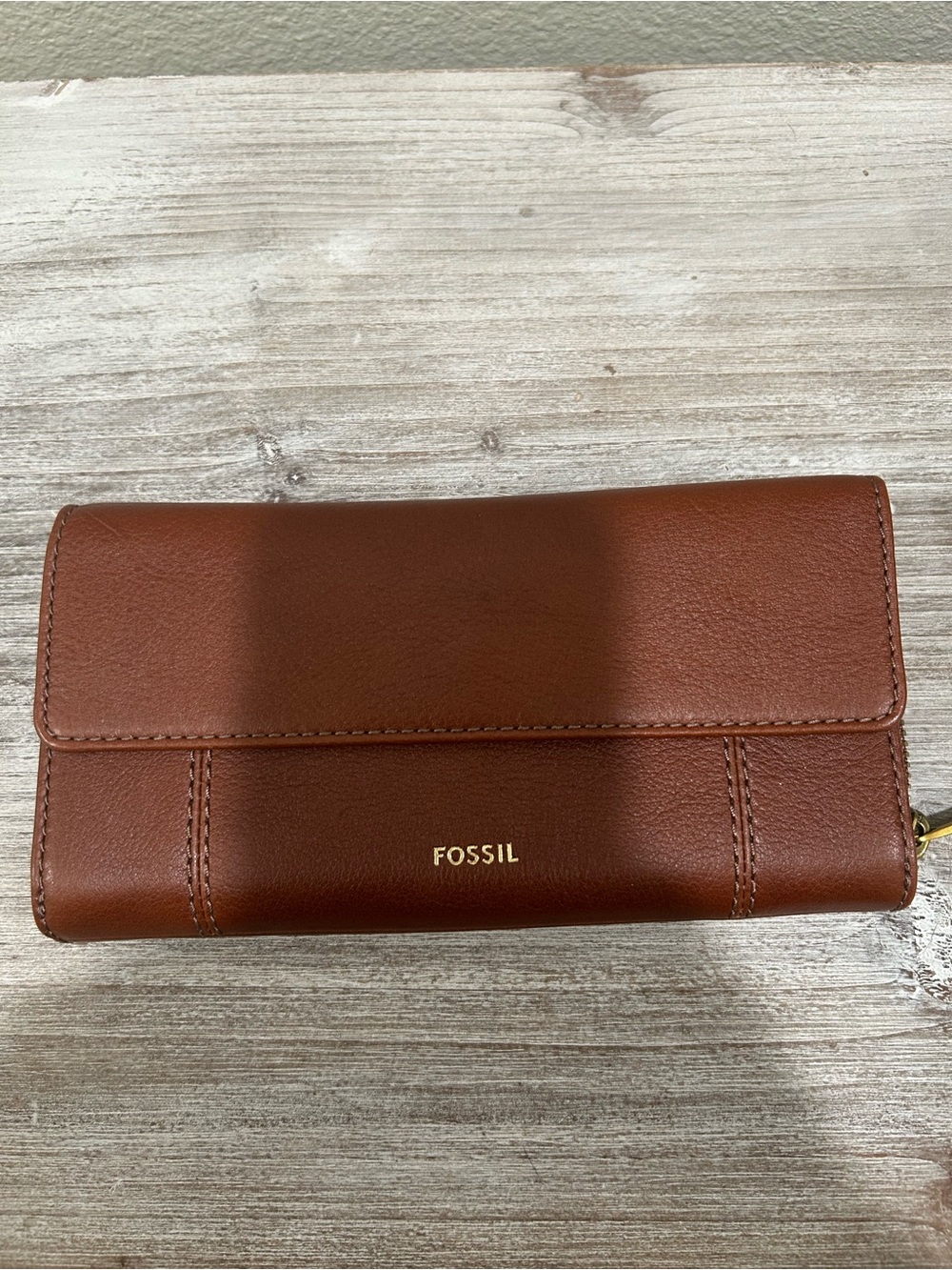 Fossil Brown Leather Trifold Wallet with Gold Logo